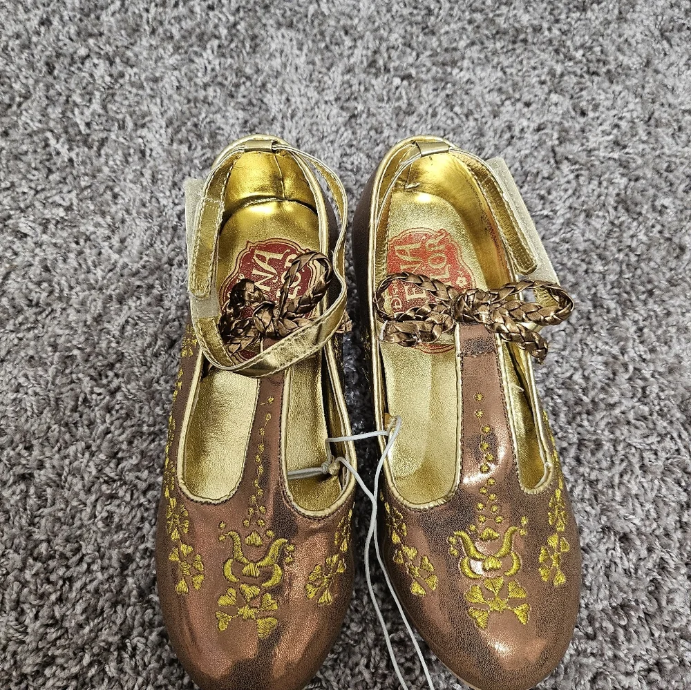 Disney Elena of Avalor Girls Dress Shoes Gold Embroidered Princess Heels Size 13